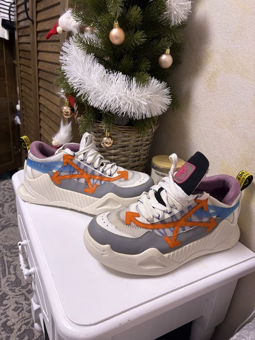 Vand adidasi off withe 41