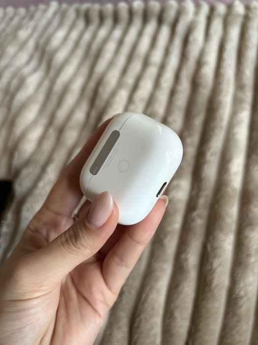 iPhone 13 Pro & AirPods 3rd generation bundle
