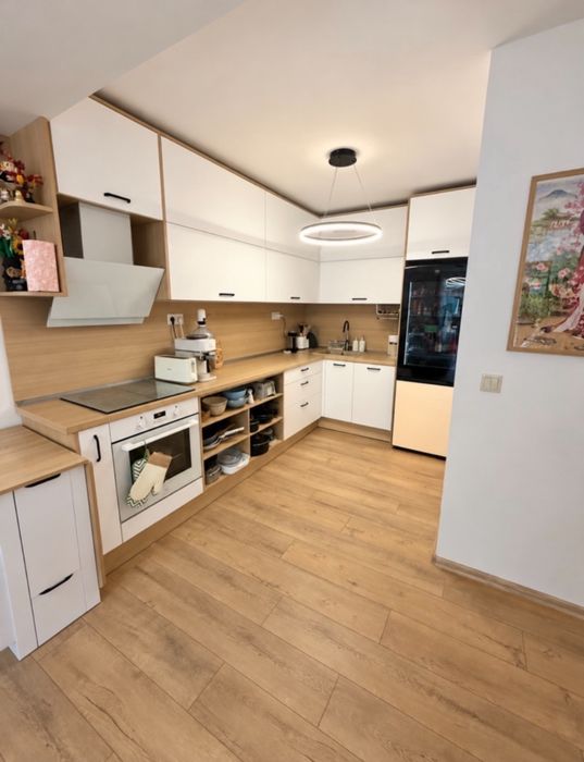 Продава се Двустаен апартамент в Варна, м-т Св. Никола - 81 кв.м за 2038 €/кв.м - Снимка #1