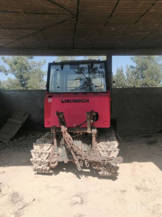 Гусеничный трактор YTO C1402