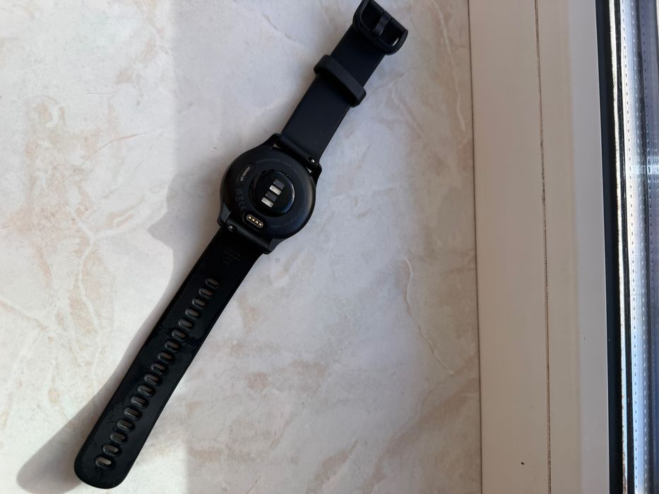 Смарт часы Garmin vivomove sport