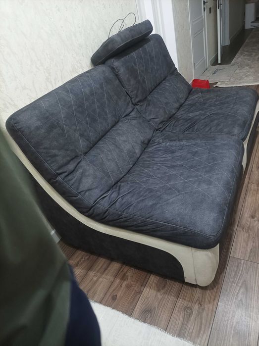Диван сатылады.Таза.укыпты усталган