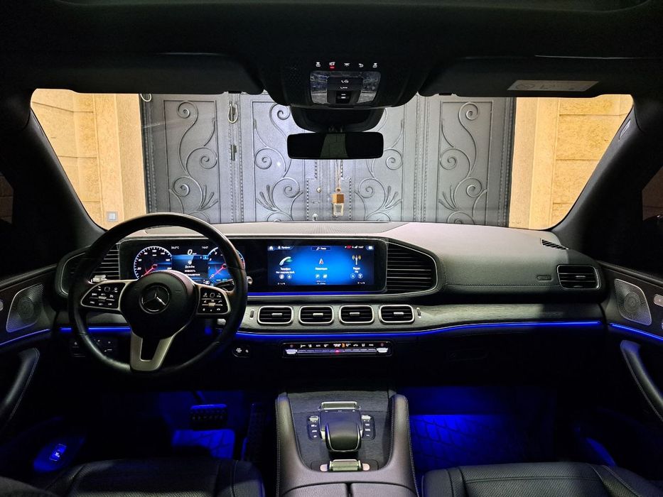 Ассалому алейкум Mercedes Benz срочно сотилади gls 450