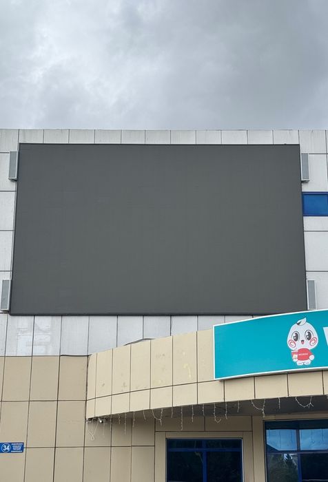 LED Экран уличный Р5 8000/4960