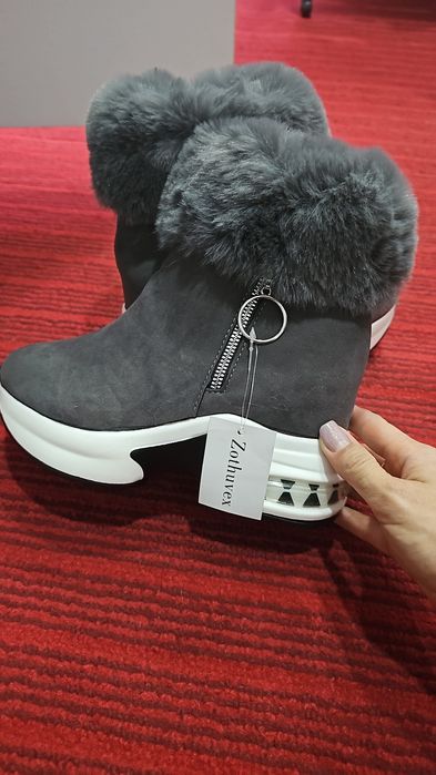 Продам ботинки срочно