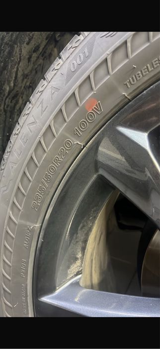 Продам резину bridgestone катал 1 сезон