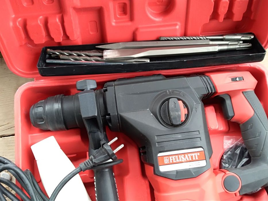 Продам перфоратор. Состояние новый. Срочно нужный деньги. Цена 35000ты