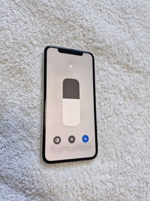 IPhone X  64GB Yomkost 80% IDEAL