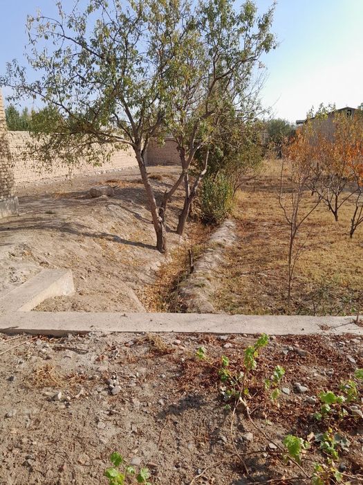 Уй сотилади 18 сотих