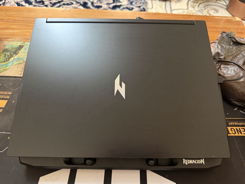 Acer Nitro V 16  RTX 4060 32GB DDR5 SSD 512GB