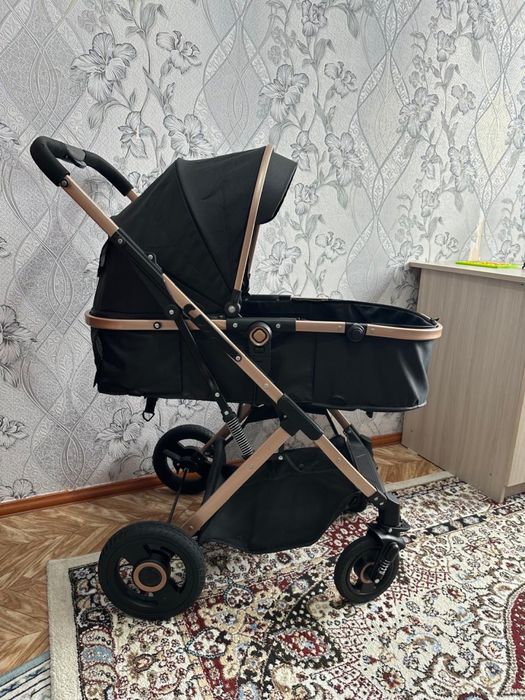 Продам детскую коляску