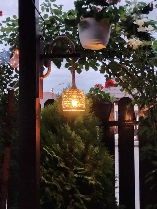 Corpuri de iluminat rustic, terase, cabane, foisoare