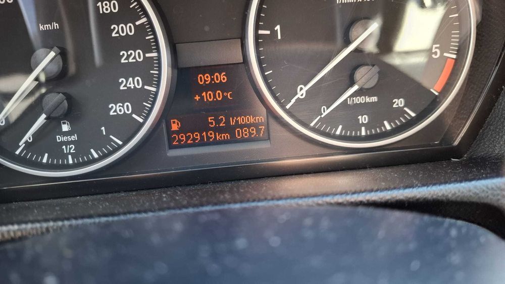 Vand bmw e90 xdrive 2011 184 cp