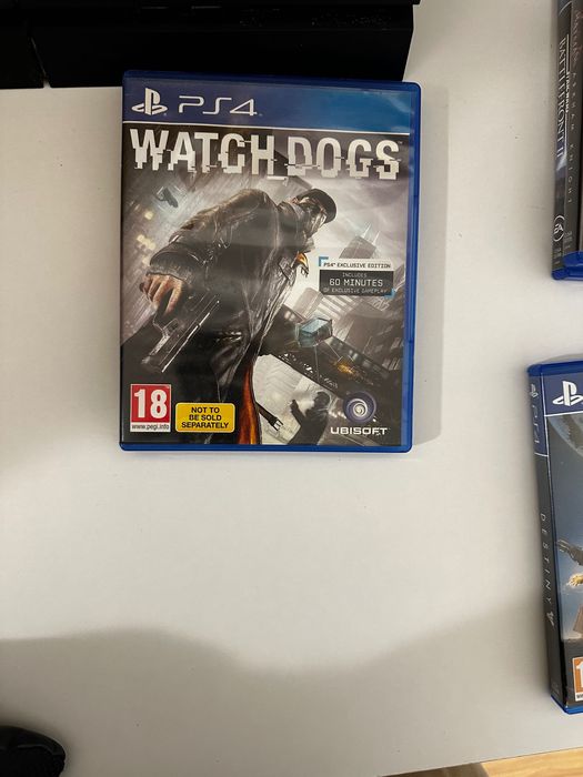 PS4 1 TB 2 джойстика