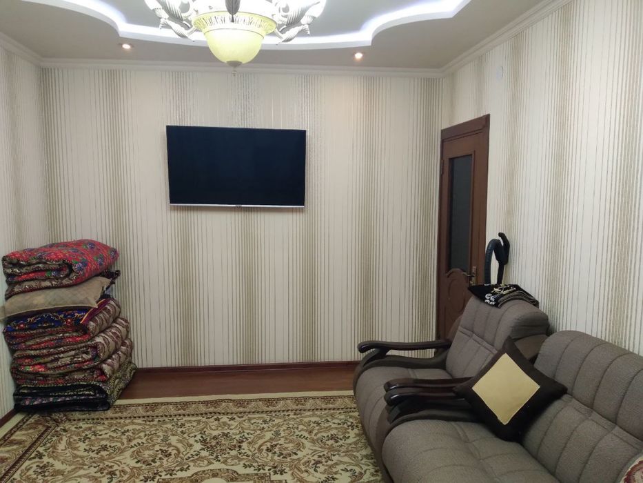 Zangiota, raycentr dom 3/4/4 sotiladi