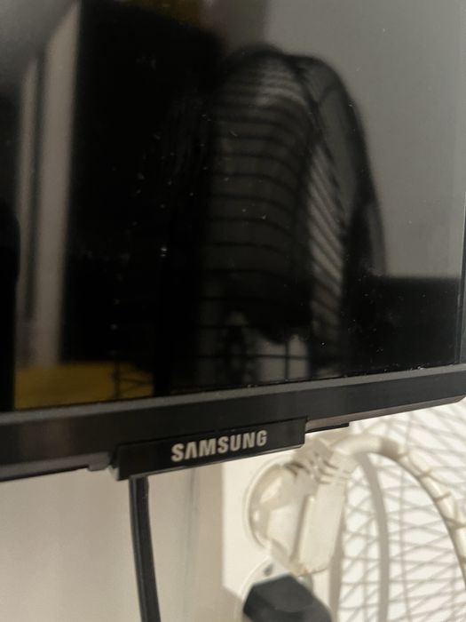 Продам телевизор Samsung