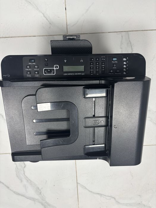 Продам мфу НР1536