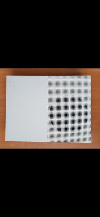 Vând xbox one s.