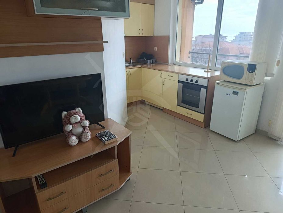 Дава се под наем Двустаен апартамент в Свети Влас - 70 кв.м за 348.84 € - Снимка #5