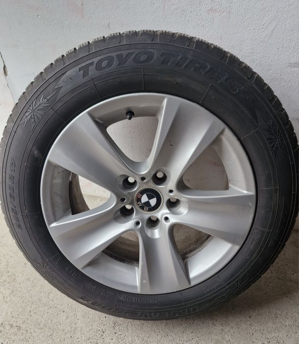 Vând jante BMW X3 F25/ X4 F26 pe 17 " cu anvelope 225/60 R17 TOYO M+S