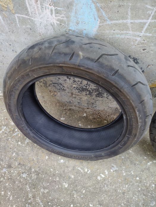 Продавам гуми за мотор BRIDGESTONE BATTLAX BT016 -190/55/17