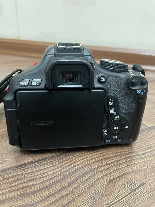 Фотоапарат Canon Eos 600D
