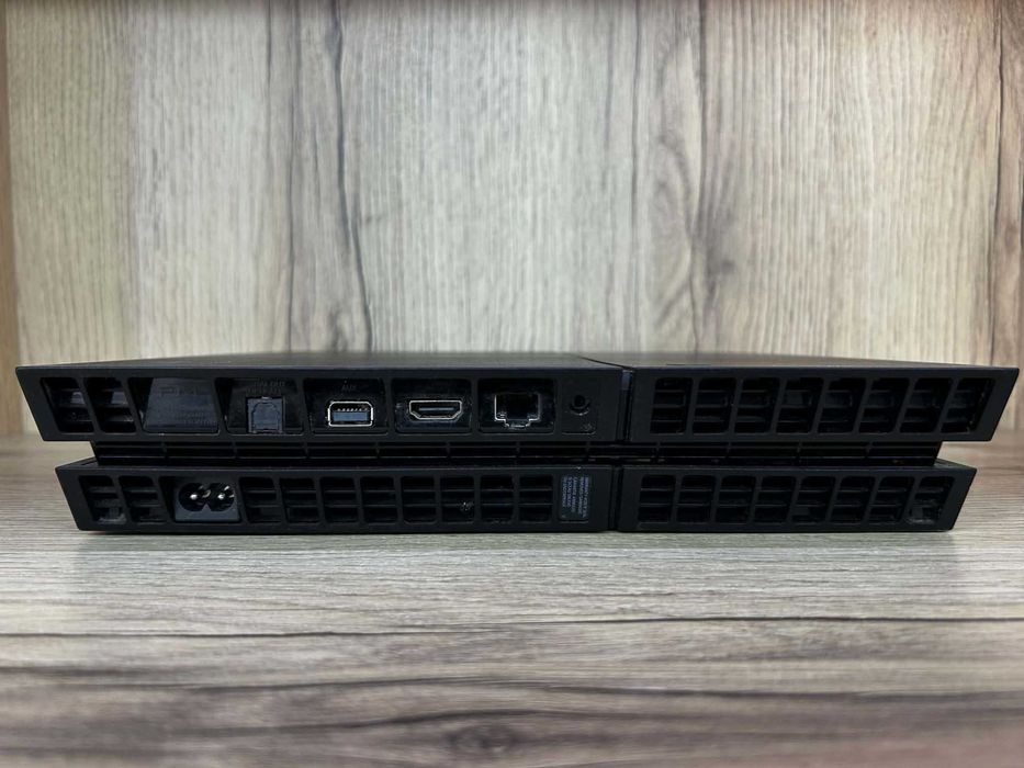 Конзола PlayStation 4 FAT CUH-1216A 500GB