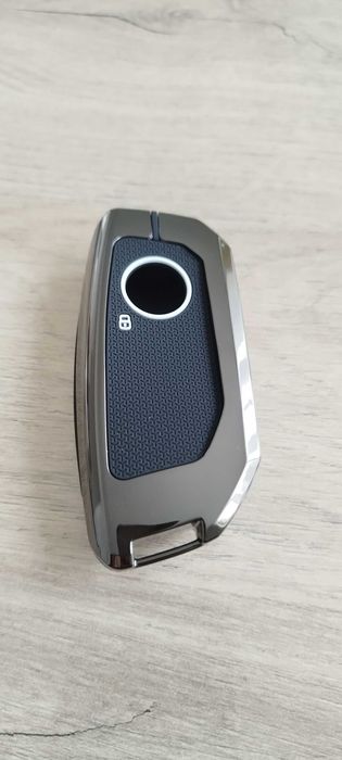 Силиконов или алуминиев кейс за ключ БМВ
