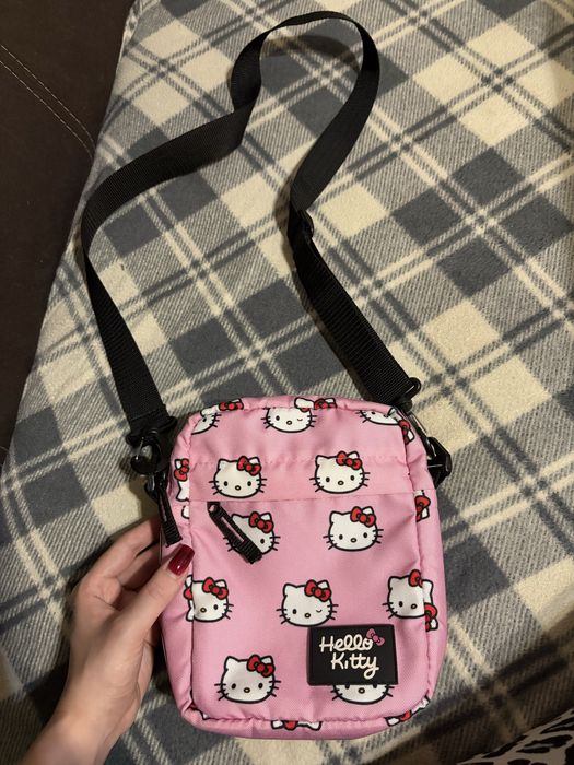 Розовая сумка через плечо кроссбоди Hello Kitty