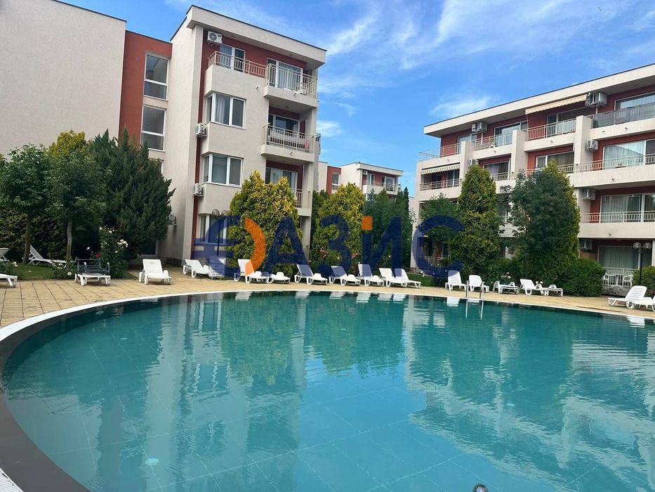 Продава се Двустаен апартамент в к.к. Слънчев бряг - 60 кв.м за 646 €/кв.м - Снимка #11