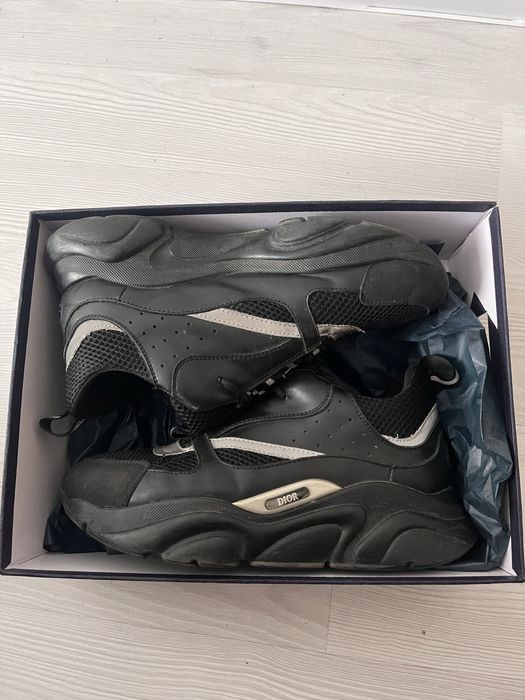 Продавам Dior b22 в добро състояние 43номер