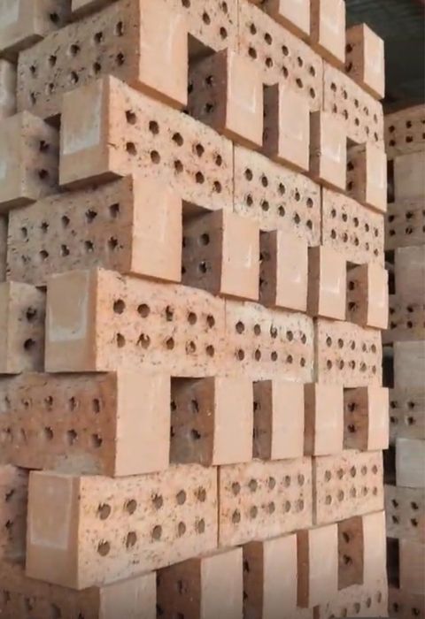 Кирпич полуторный пустотелый М 150