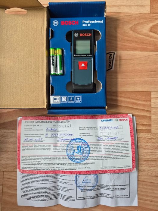 Дальномер (лазерная рулетка).