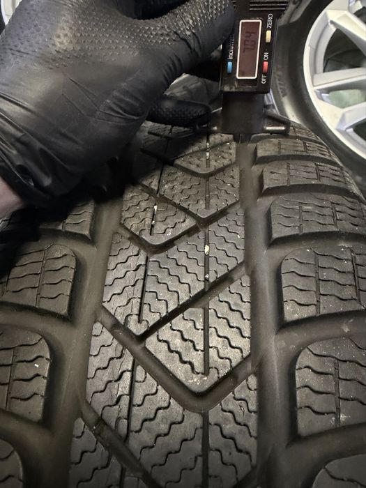 Jante aliaj R17 VW Passat B8 B9 T-Roc 215/55/17 iarna Pirelli 2021