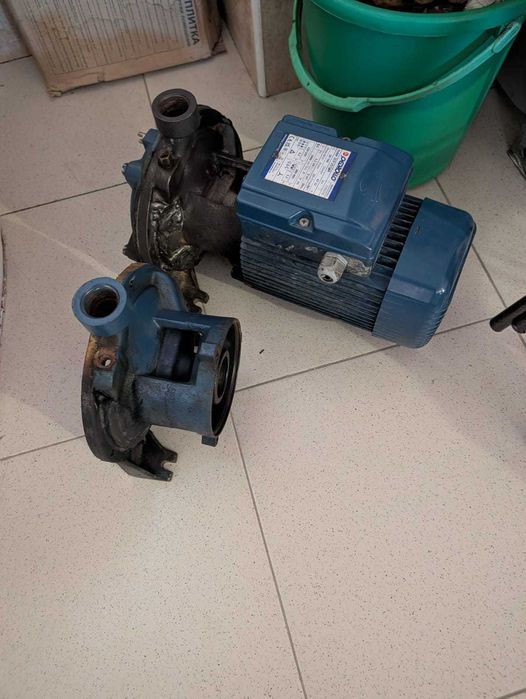 Продаю б/у насос Pedrollo 2CP 25/16A