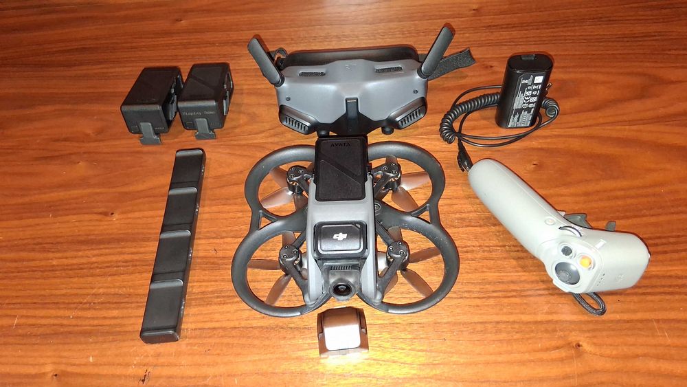 DJI Avata combo DJI Goggles 2 DJI