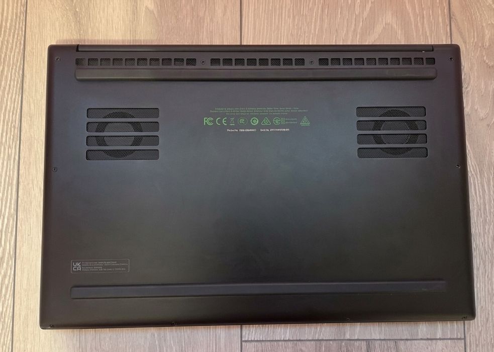 Razer Blade i7 10750H / RTX 3060 / 16GB / 256GB