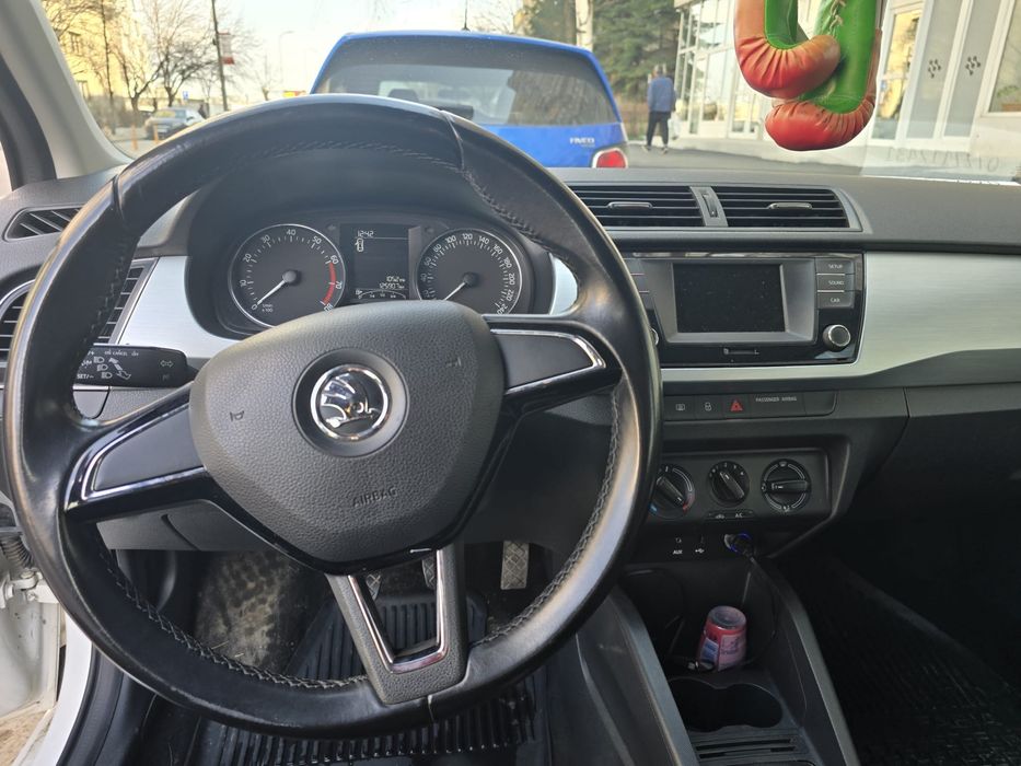 Skoda Fabia 2015 1.0 Benzina 75 cp