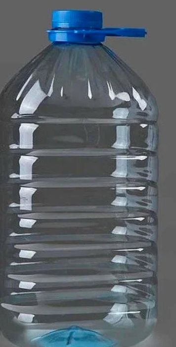 Бутылки пластиковые 5л, 8л