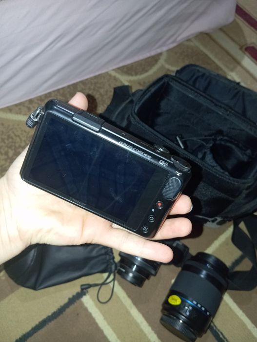 Fotoaparad wf foti va vidyo oladi sivitnoy fonda
