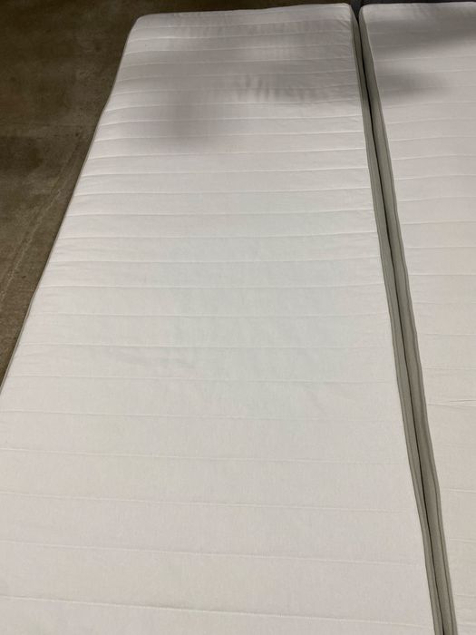 Divan ikea  cu 3sertare