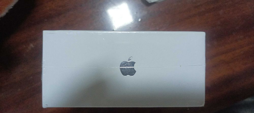 AirPods Pro Apple