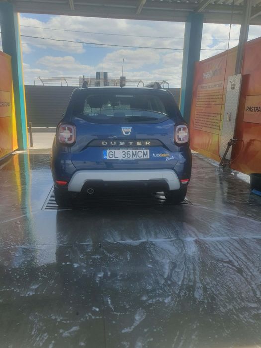 Vând mașină Dacia Duster