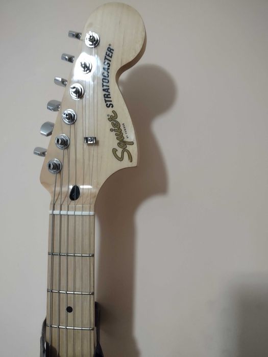 Продава се китара Стратокастер