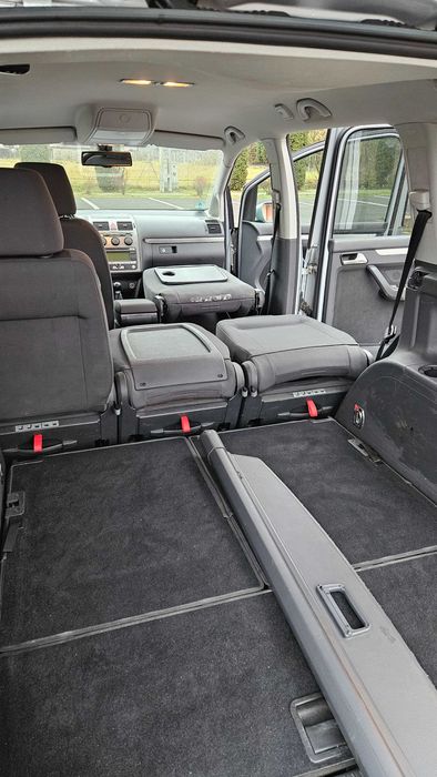 VW Touran 2008 BMM Highline 2.0 Diesel 140 CP 7 Locuri