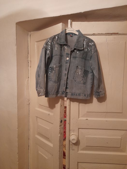 Кыздар киимдери 2000 тг