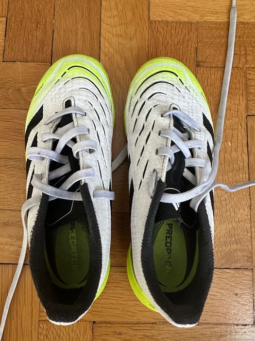 Детски футболни обувки номер 32, Adidas Predator League Turf  Boots