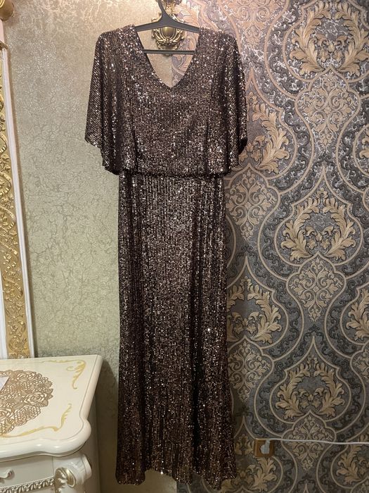 Продам платье