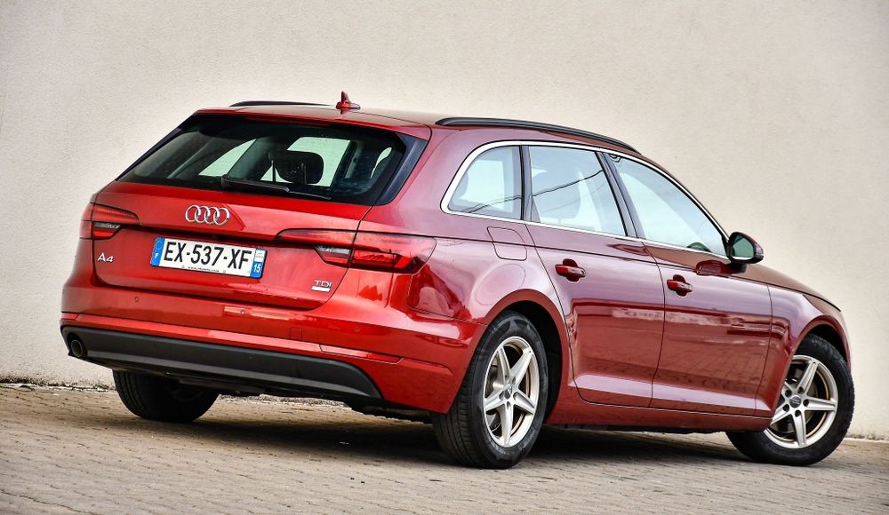 AUDI A4 2018 — imagine 4