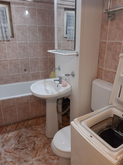Închiriere apartament cu două camere central